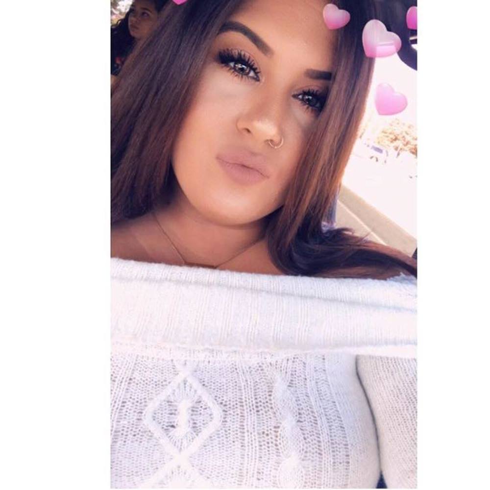 Meet your Posher, Danielle